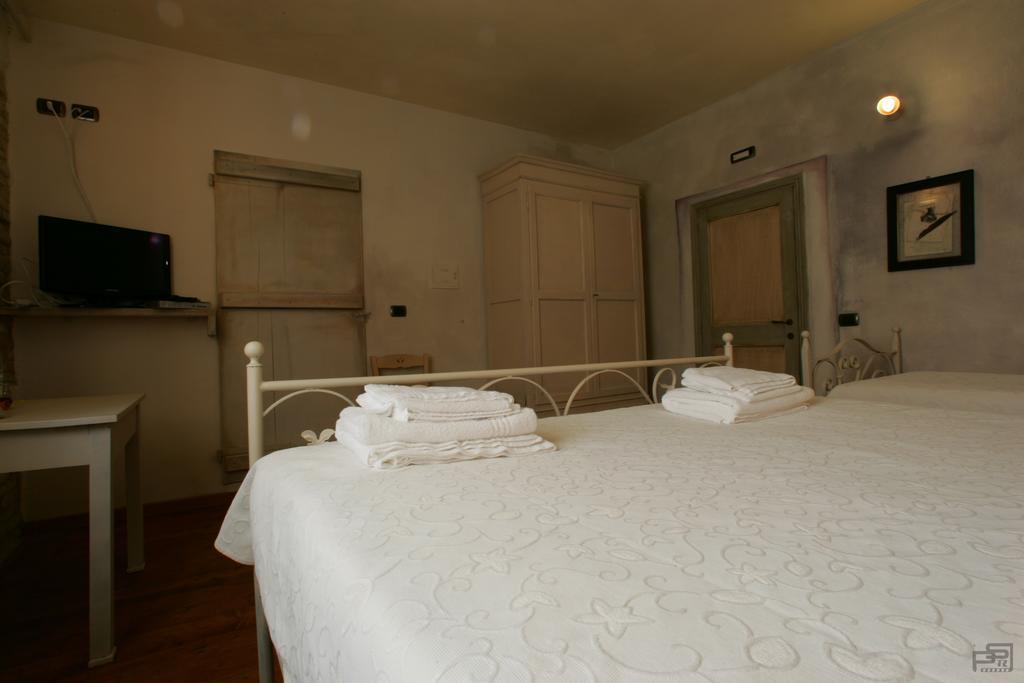 Ristorante Country House Isolabelgatto Villa Fano Bilik gambar